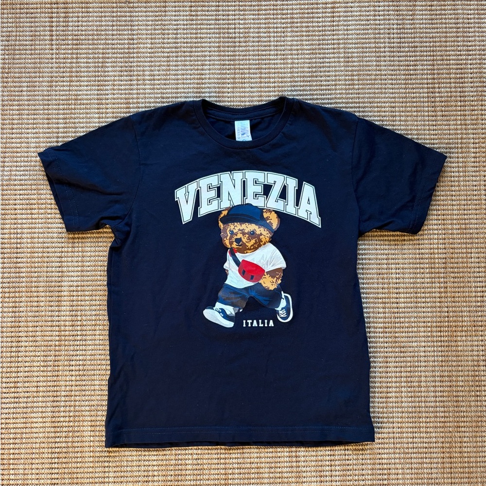 Cute graphic bear Venice cropped cotton tee navy blue